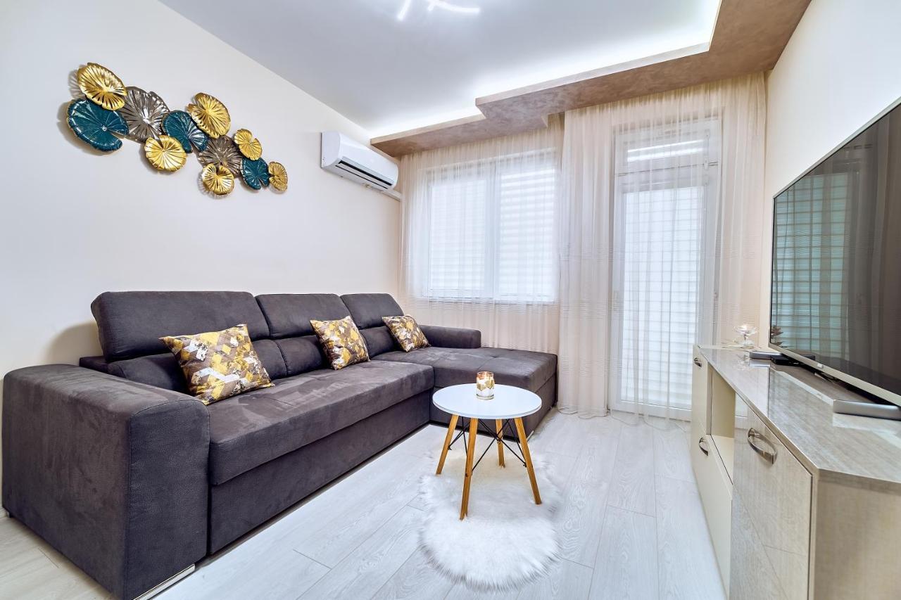 Апартамент S Apart Varna Ngoại thất bức ảnh