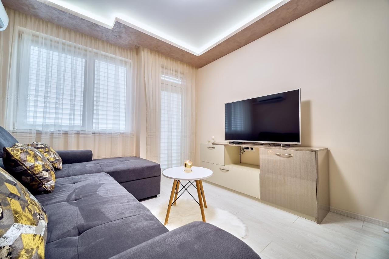 Апартамент S Apart Varna Ngoại thất bức ảnh